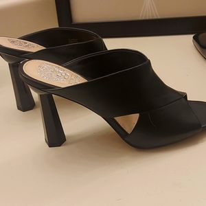 Fabulous Vince Camuto new black heels